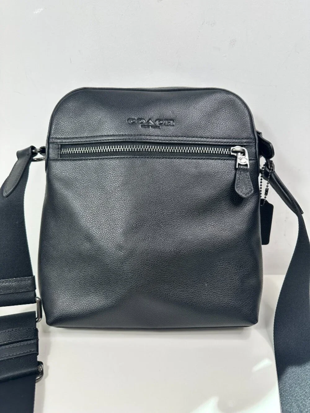 Coach Flight Messenger Crossbody Men’s Black Pebble Leather Bag C2057-F68014 EUC